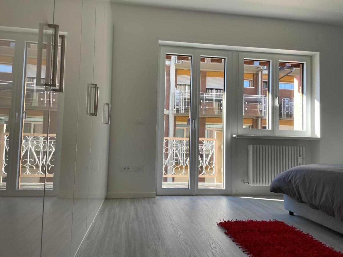 Domus Fersina Apartment เตรนโต ภายนอก รูปภาพ