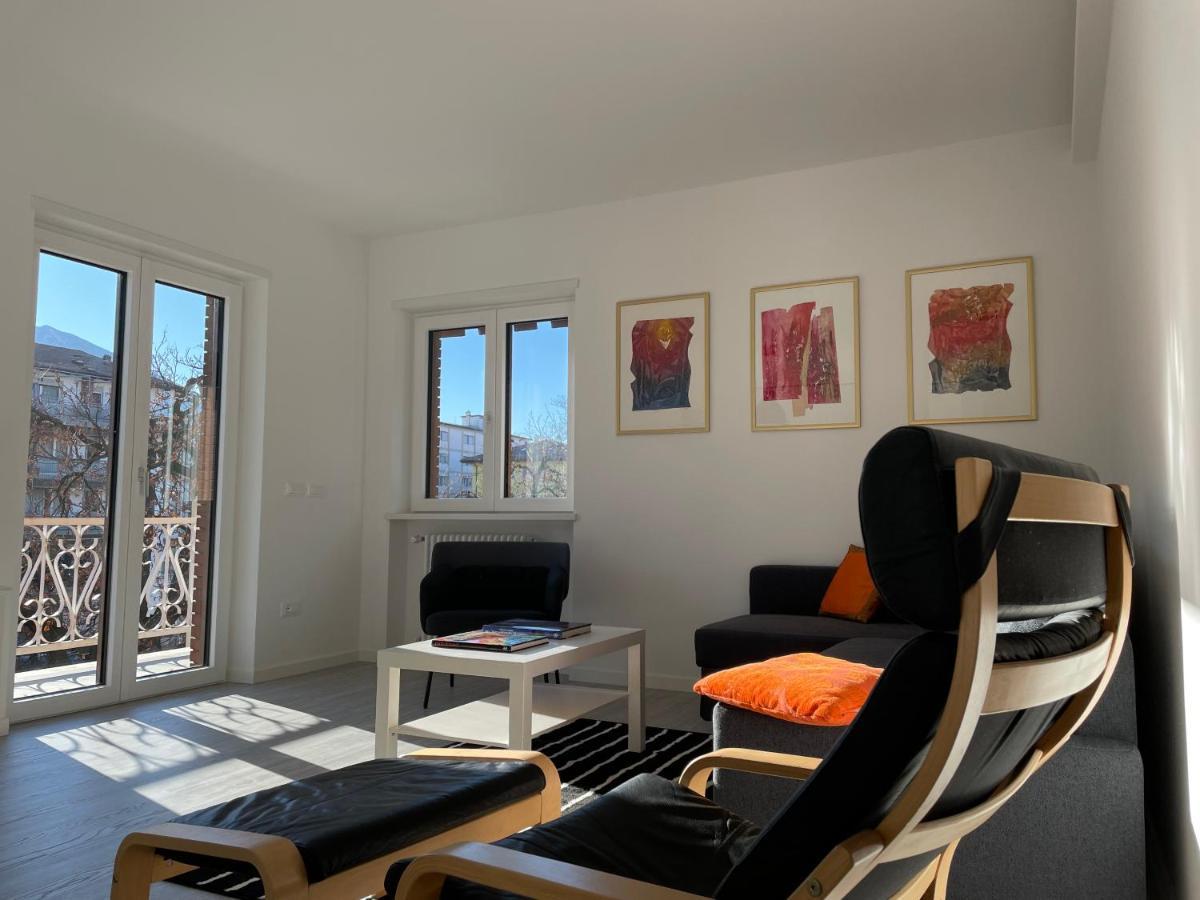 Domus Fersina Apartment เตรนโต ภายนอก รูปภาพ